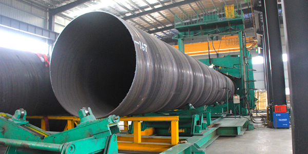 生產螺旋鋼管的原料有哪些？卷板和帶鋼哪個好？